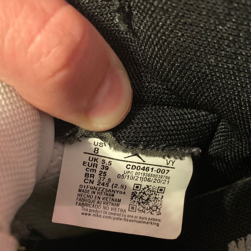 Women Nike Air Jordan 1 Retro High OG Black White Pony Hair CD0461 007 Sneakers - Picture 4 of 10